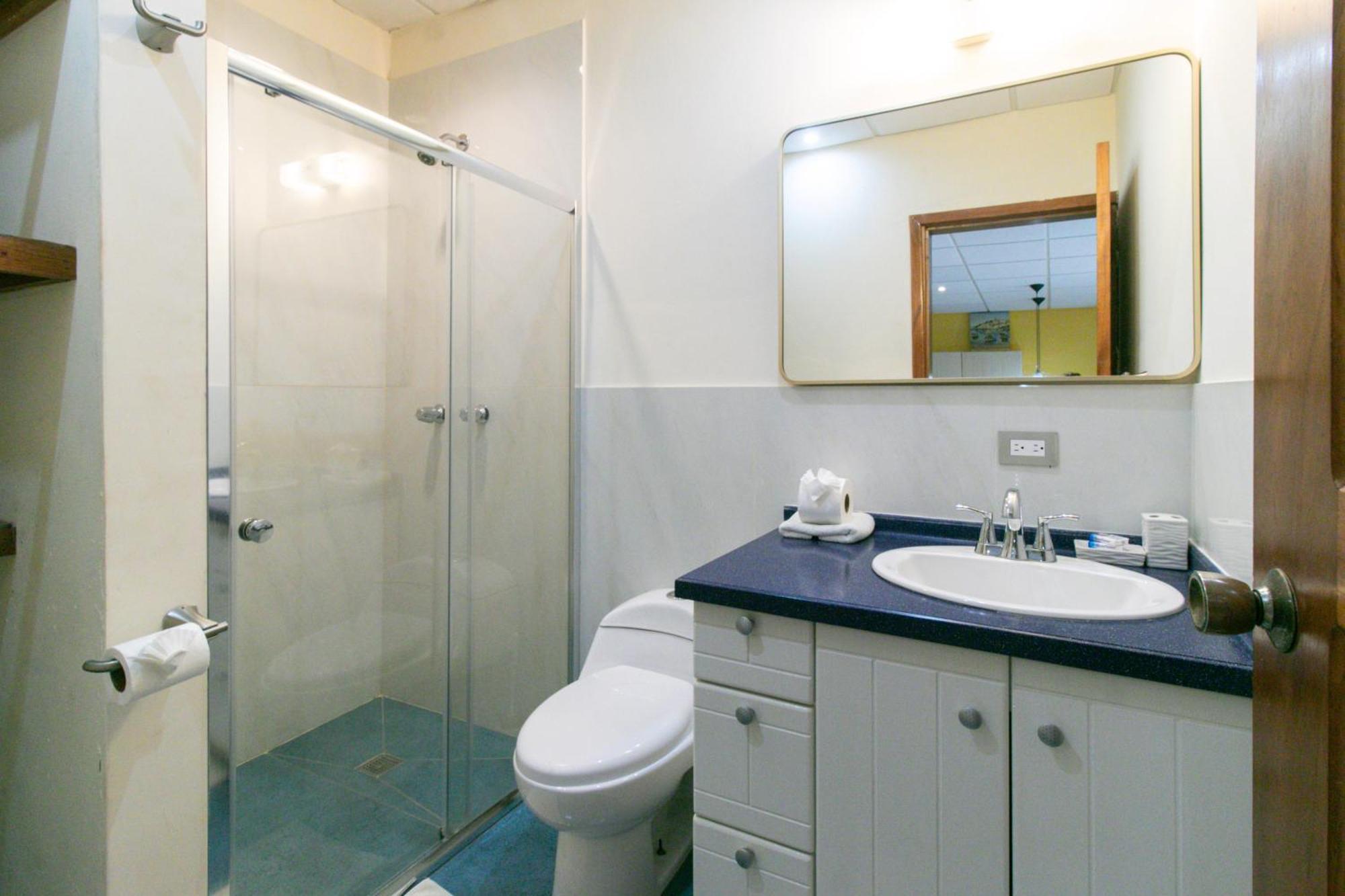 Aqua Point Condos Rentals Bocas Town Luaran gambar